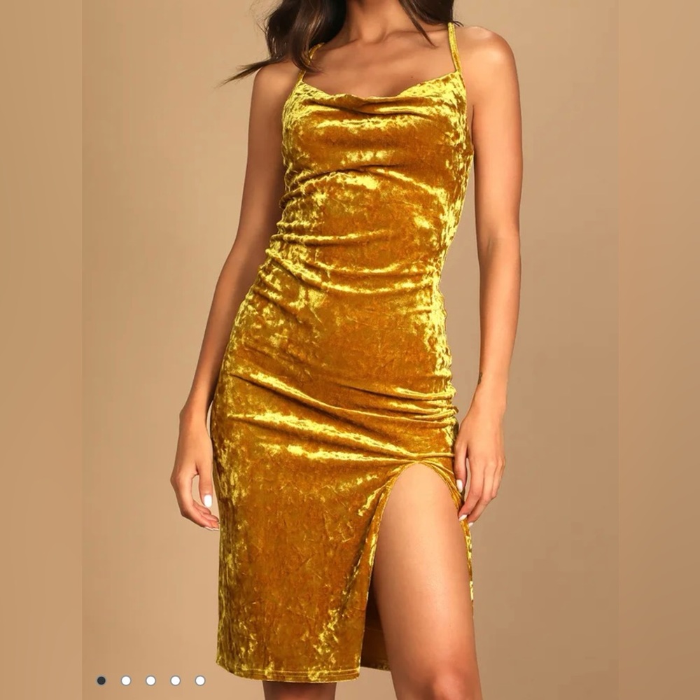 Lulus yellow / Gold velvet dress, Size Small, adjustable spaghetti straps